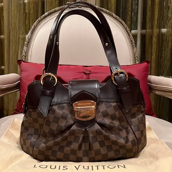 Louis Vuitton Authentic Damier SISTINA PM Shoulder Bag Like New